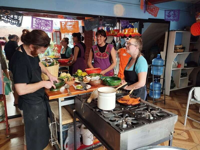 Oaxaca: Traditional Oaxacan Food Cooking Class - Key highlights that make this Oaxaca food class special