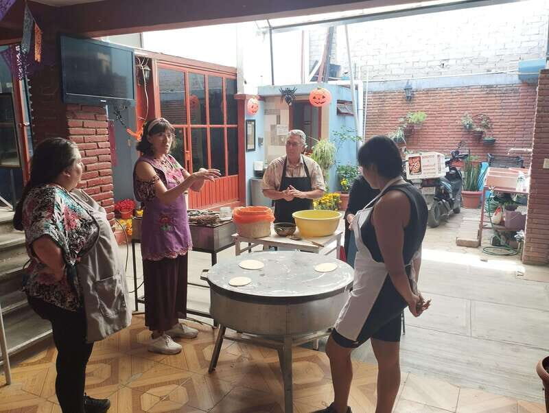 Oaxaca: Traditional Oaxacan Food Cooking Class - The menu: what you’ll cook and taste (and why it matters)