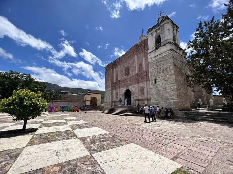 Oaxaca: Tule Tree, Teotitlán, Mitla and Hierve el Agua Tour - Hierve el Agua: the mineral pools are the reason this tour is worth it