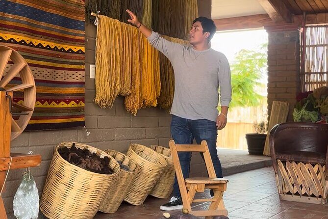 “Oaxaca Vivo: Tapetes, Alebrijes Mezcal Monte Albán and more!” - Matatlán mezcal palenque: tour, tasting, and what to buy