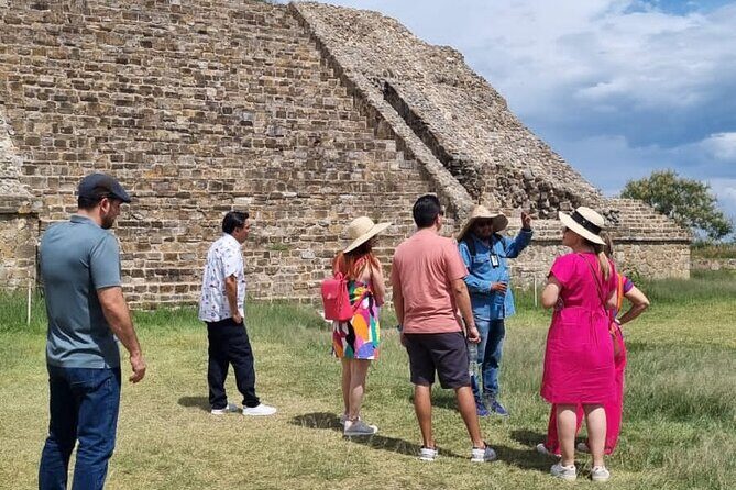 Only Monte Albán Tour - Guide experience: when Ángel’s photos and Miguel’s stories change the day