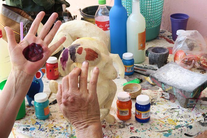 Paint your Alebrije with the Jimenez family. - Timing and pacing: why 4 hours works well