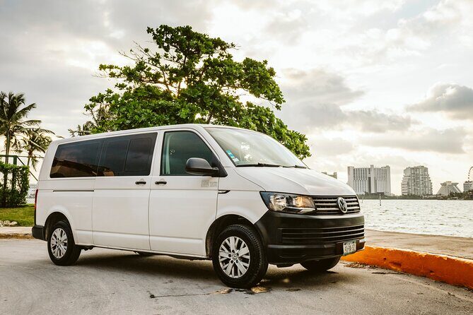 Private Minivan: Huatulco International Airport (HUX) - Price and Value: What $26.50 Buys You