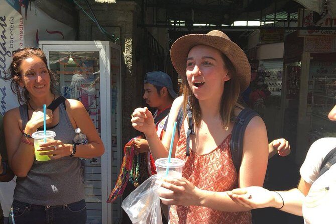 Private Oaxaca Street Food Tour - Best Rated - Stop 1: Mercado Benito Juárez and the fruit refresher before you eat