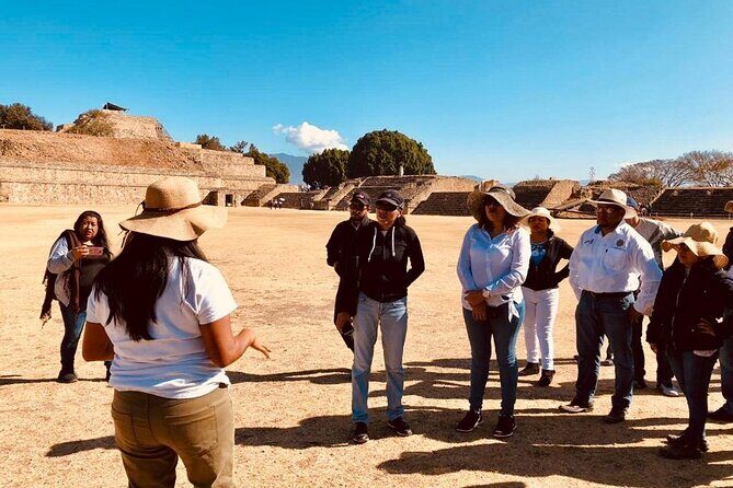 Private Tour, Monte Alban, Alebrijes & Atzompa ceramic - PPE, sanitation, and the wireless radio guide: small details that change the experience
