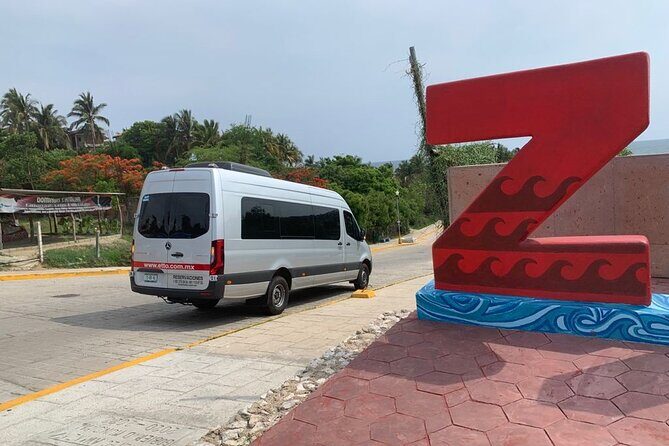 Private transfer from Oaxaca to Puerto Escondido - new highway - Driver quality: safety-first and friendly when communication clicks