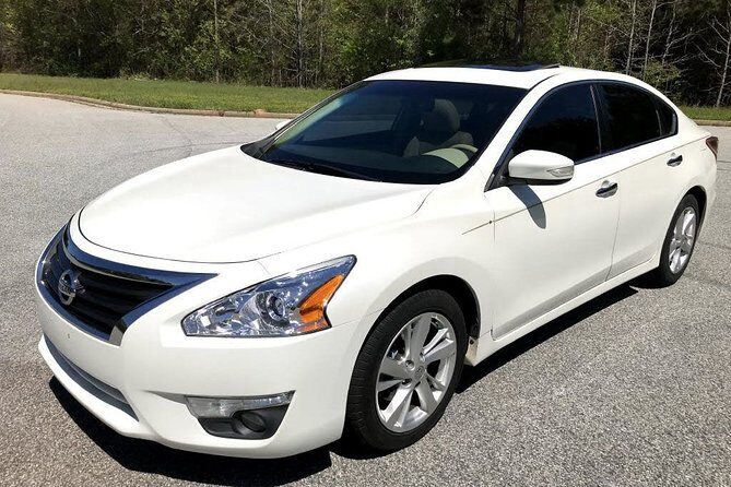 Private Transfer from the Airport to your Hotel/house . - Who this transfer suits best (and who should look elsewhere)