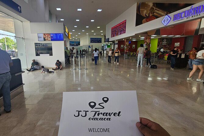 Private Transportation and Airport Insurance to your Hotel in Oaxaca - From Xoxocotlán arrival hall to your Oaxaca hotel or Airbnb