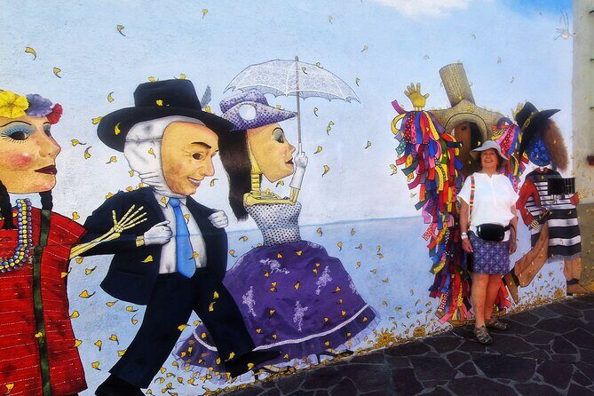 Street Art Tour With An Artist in Oaxaca - Stop 3: Barrio de Jalatlaco Murals, Iconography, and Political Meaning