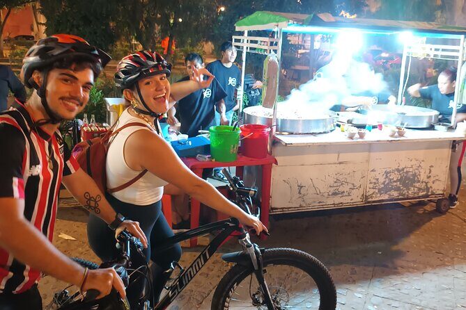 Taco Tour in Oaxaca : delicious street food by bike - How the night loop works: pedaling between six stalls, eight portions