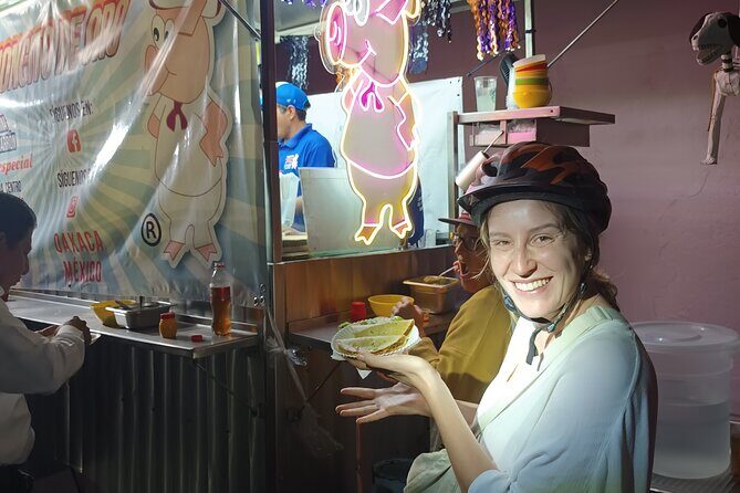 Taco Tour in Oaxaca : delicious street food by bike - The food lineup: what eight portions might look like
