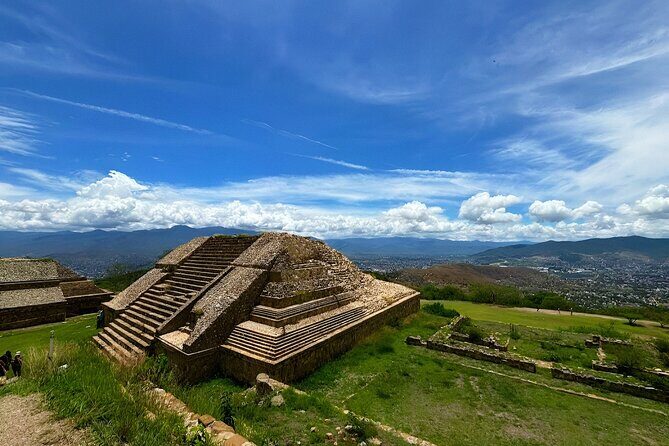Tour in Oaxaca Monte Alban Mezcal Alebrijes and Barro Negro - Key highlights worth knowing