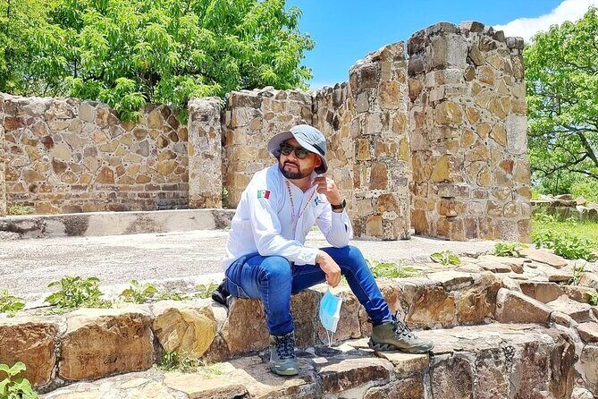 Tour Monte Albán, Hierve el agua, Teotitlán Del Valle and Mezcal - Price and value: what you get for $304 per group