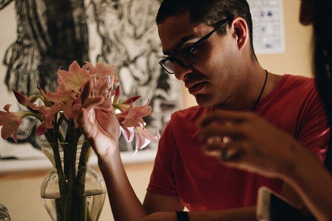 Tour of Mezcalerias in the City - The Guide Moment: Rodrigo Sets the Tone for Learning