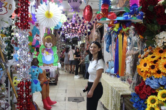 Tour of the historic downtown markets of Oaxaca - Mercado de la Merced: Memelas, Aguas Frescas, Moles, and Sweets