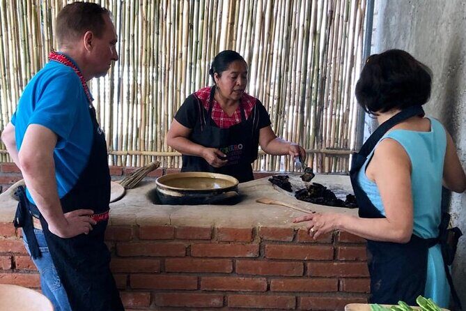 Traditional Cooking Class with Minerva Lopez - Mercado de Abastos: where you learn what real cooking starts with